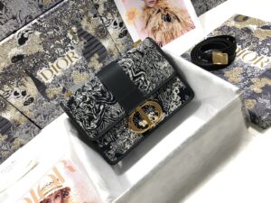 Dior 30 Montaigne