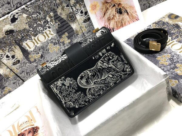 Dior 30 Montaigne