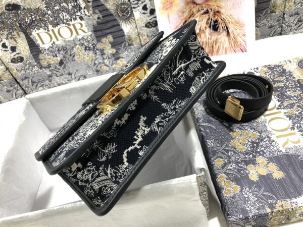 Dior 30 Montaigne
