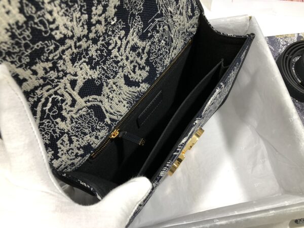 Dior 30 Montaigne