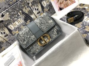 Dior 30 Montaigne