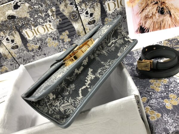 Dior 30 Montaigne