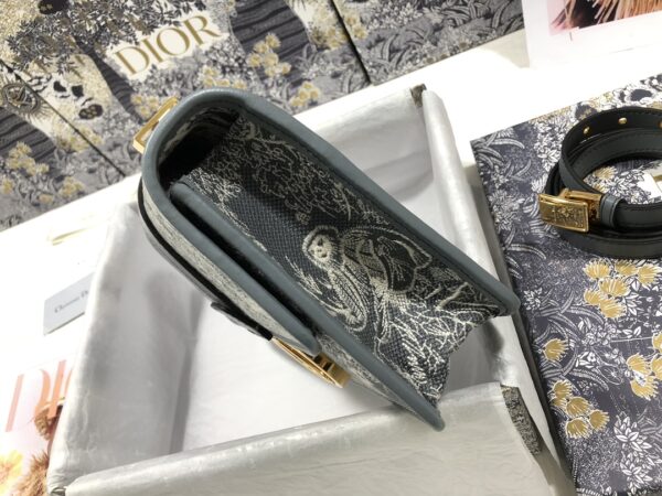Dior 30 Montaigne