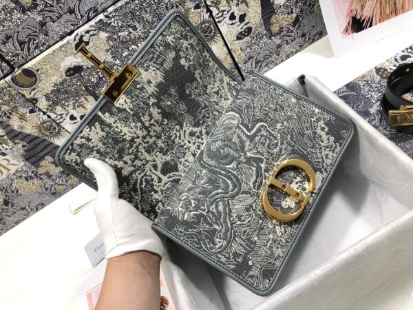 Dior 30 Montaigne