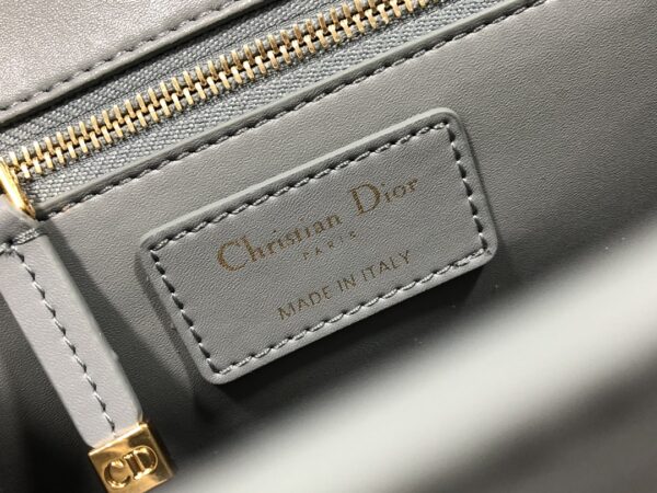 Dior 30 Montaigne