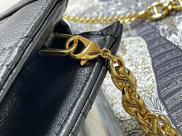 DIOR CARO ZIPPED POUCH WITH CHAIN