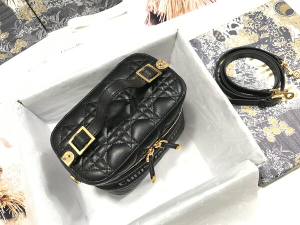 SMALL DIORTRAVEL VANITY CASE