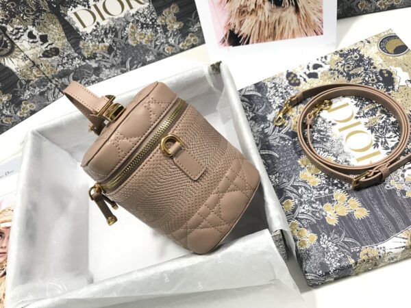 SMALL DIORTRAVEL VANITY CASE