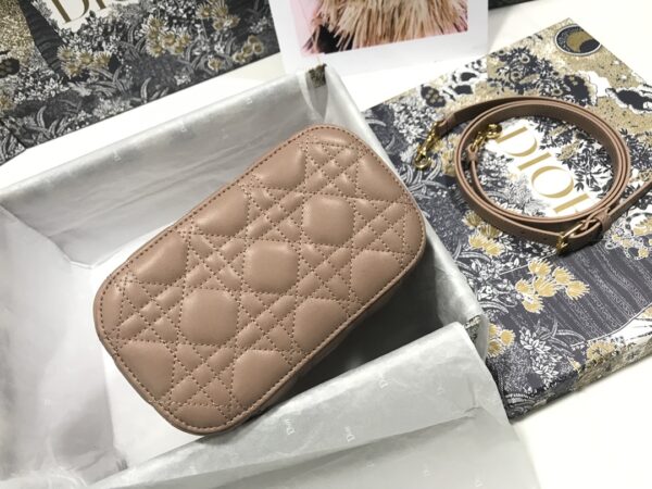 SMALL DIORTRAVEL VANITY CASE