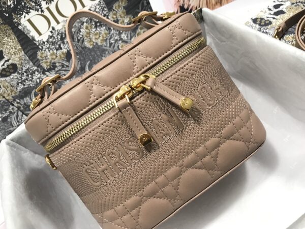 SMALL DIORTRAVEL VANITY CASE