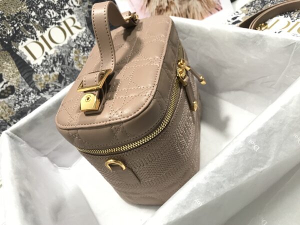 SMALL DIORTRAVEL VANITY CASE