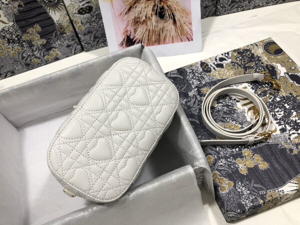SMALL DIORTRAVEL VANITY CASE