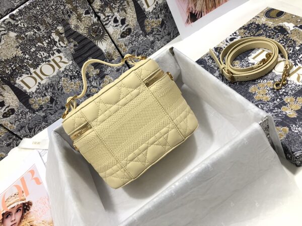 SMALL DIORTRAVEL VANITY CASE