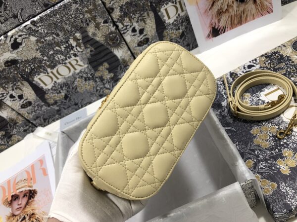 SMALL DIORTRAVEL VANITY CASE
