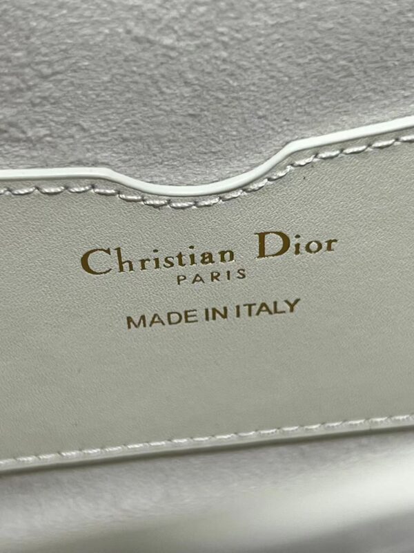 Dior Bobby Frame