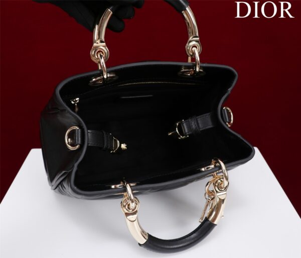 DIOR LADY 95.22