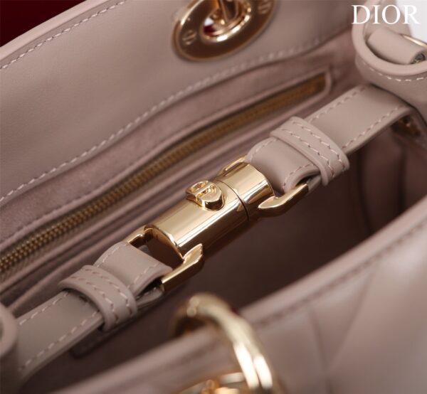 DIOR LADY 95.22