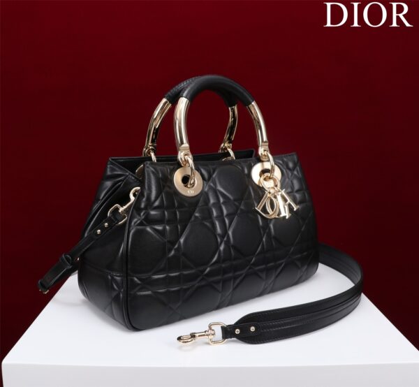 DIOR LADY 95.22