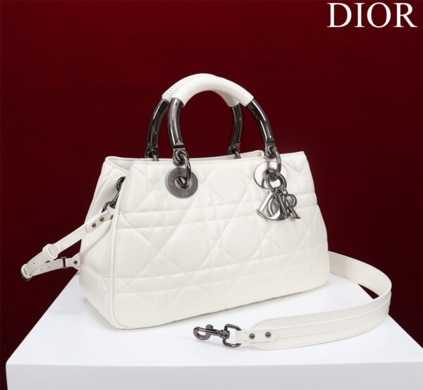 DIOR LADY 95.22