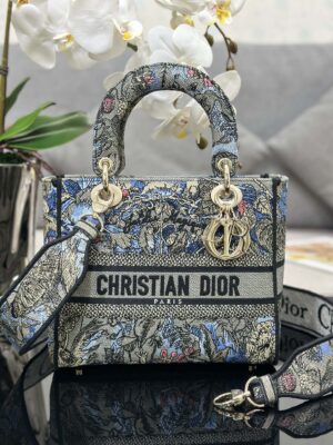 Dior Medium Lady D-Lite bag