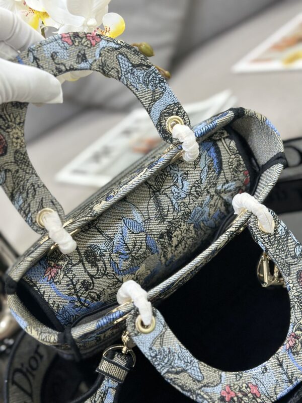 Dior Medium Lady D-Lite bag