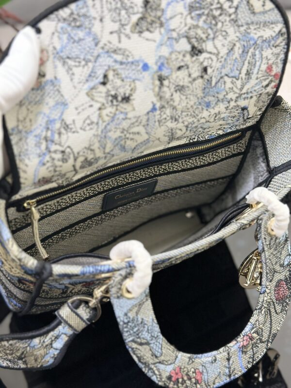 Dior Medium Lady D-Lite bag