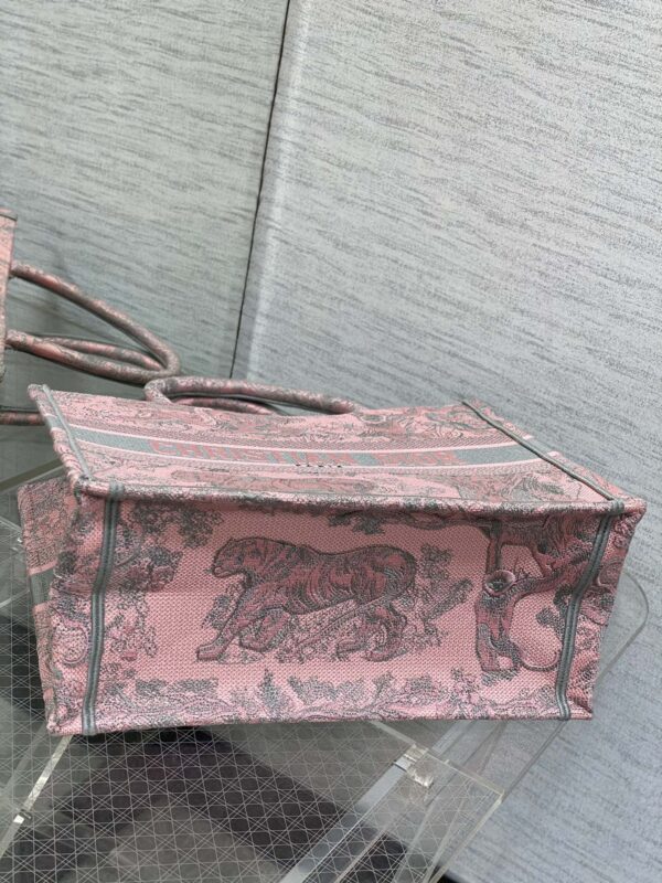 MEDIUM DIOR BOOK TOTE