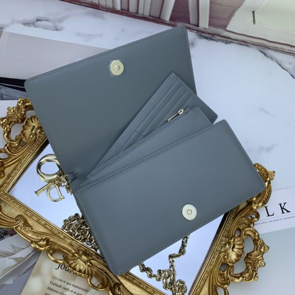 LADY DIOR POUCH