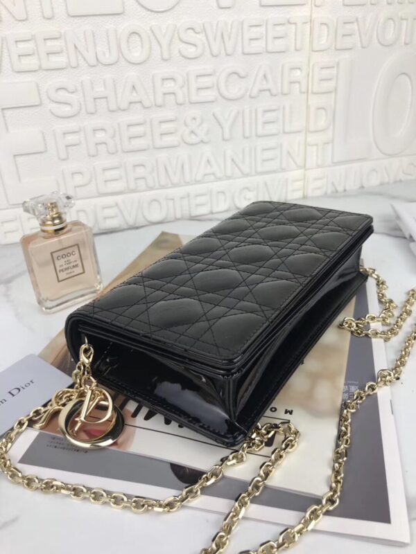 LADY DIOR POUCH