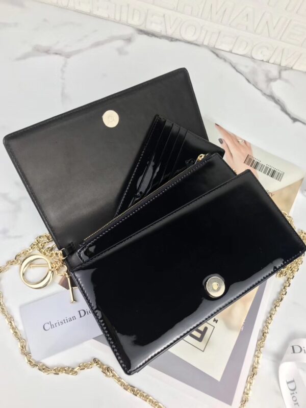 LADY DIOR POUCH