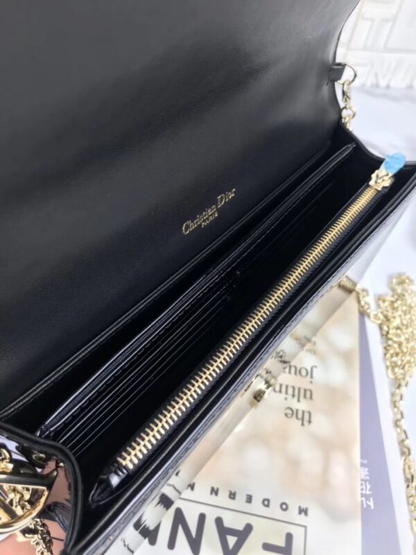 LADY DIOR POUCH