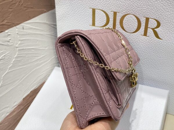 LADY DIOR CHAIN POUCH
