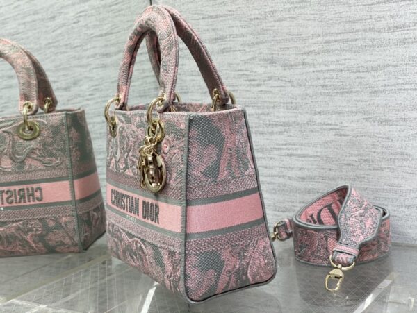 Dior Medium Lady D-Lite bag