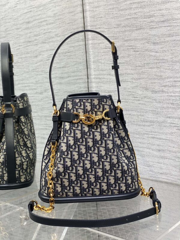MEDIUM C’EST DIOR BAG