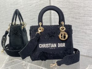 Dior Medium Lady D-Lite bag