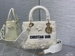 Dior Medium Lady D-Lite bag