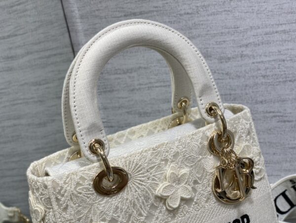 Dior Medium Lady D-Lite bag