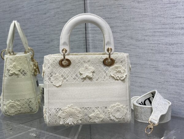 Dior Medium Lady D-Lite bag