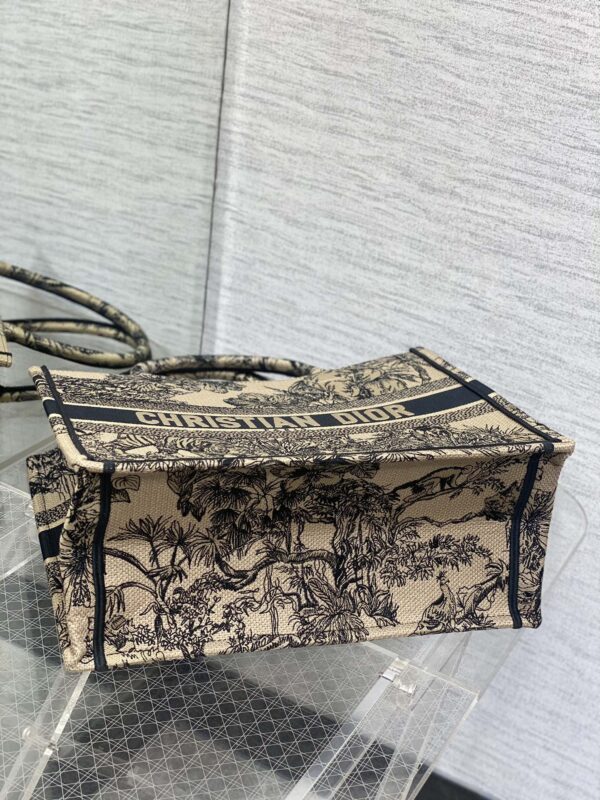 MEDIUM DIOR BOOK TOTE