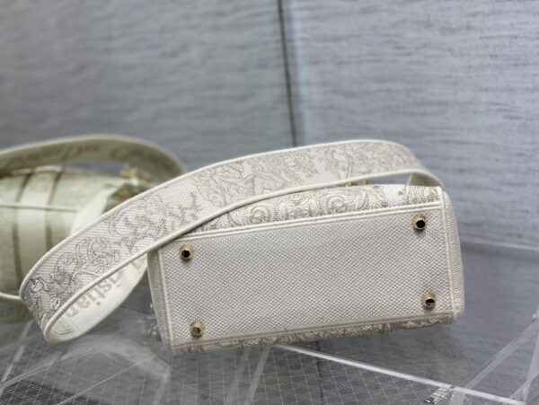 Dior Medium Lady D-Lite bag