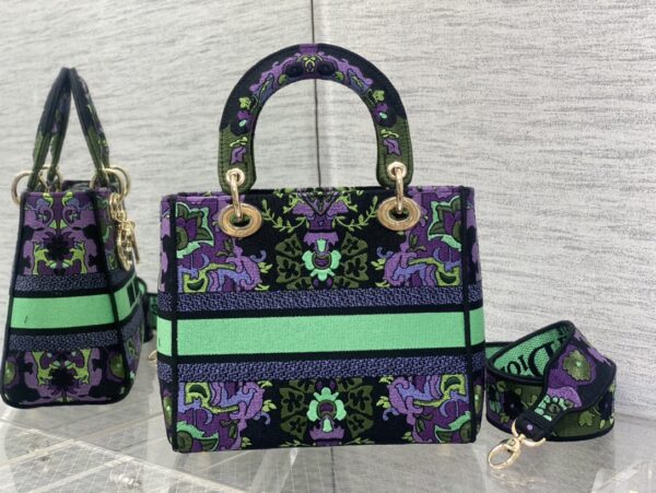 Dior Medium Lady D-Lite bag
