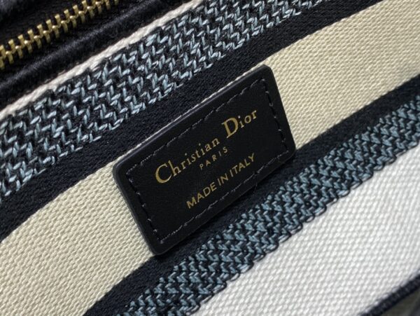 Dior Medium Lady D-Lite bag