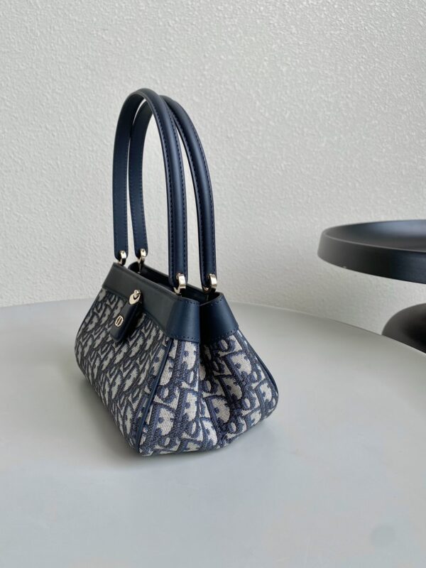 SMALL DIOR KEY BAG