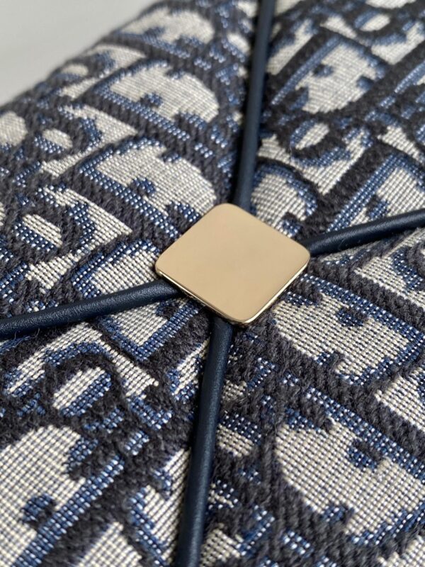 SMALL DIOR KEY BAG