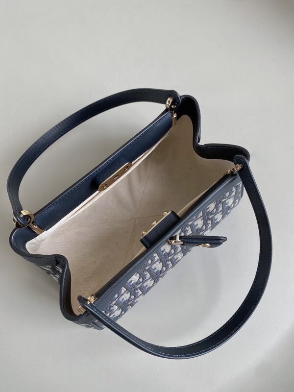 SMALL DIOR KEY BAG
