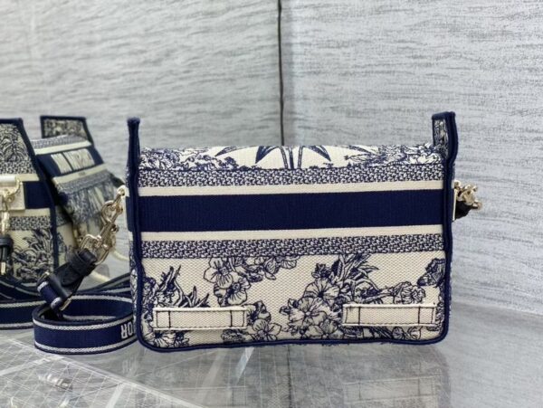 SMALL DIORCAMP BAG