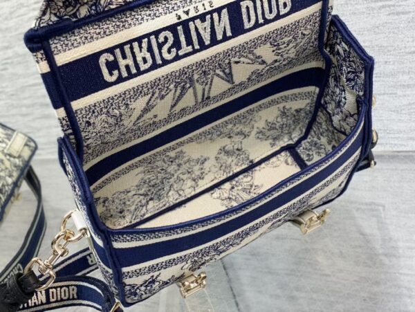 SMALL DIORCAMP BAG