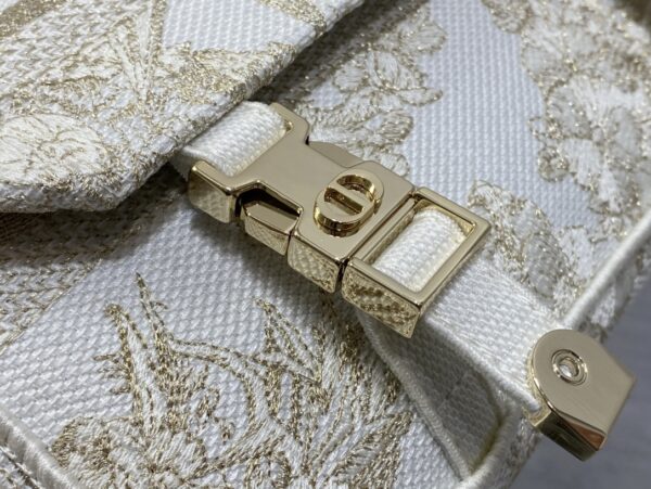 SMALL DIORCAMP BAG