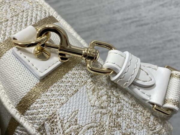 SMALL DIORCAMP BAG