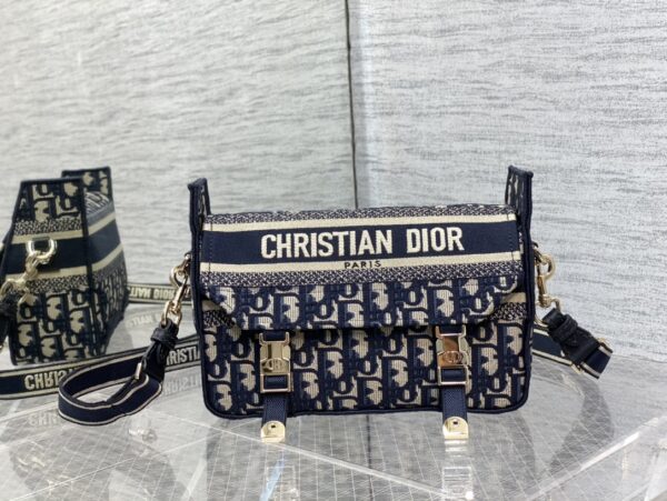 SMALL DIORCAMP BAG